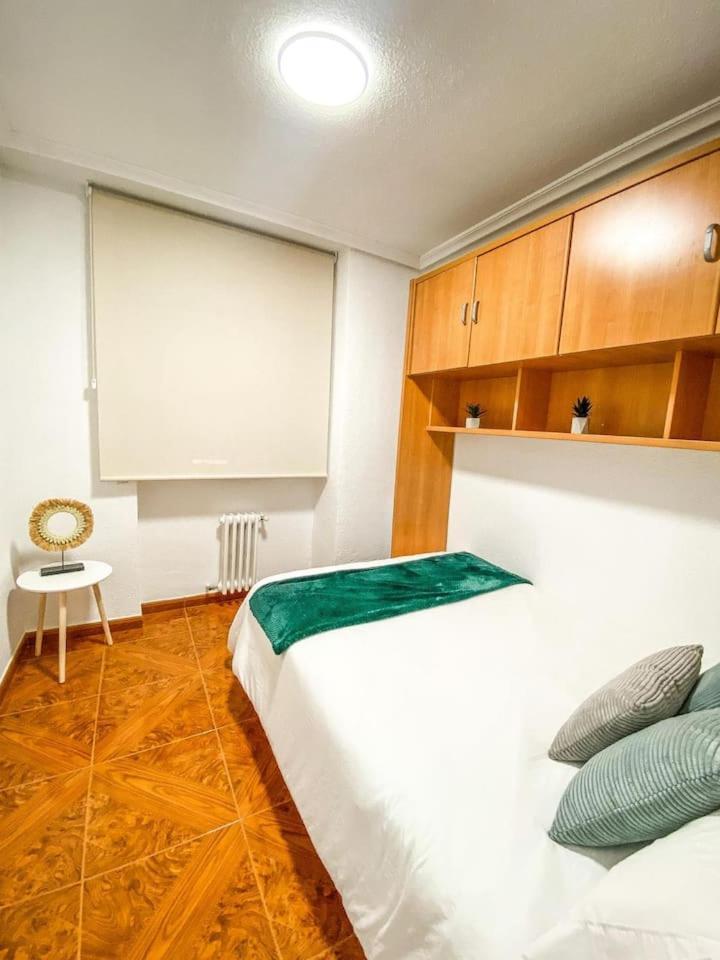 Residencial Leyra, Piso Centrico De 6 Habitaciones, 8 Camas Salamanca Bagian luar foto