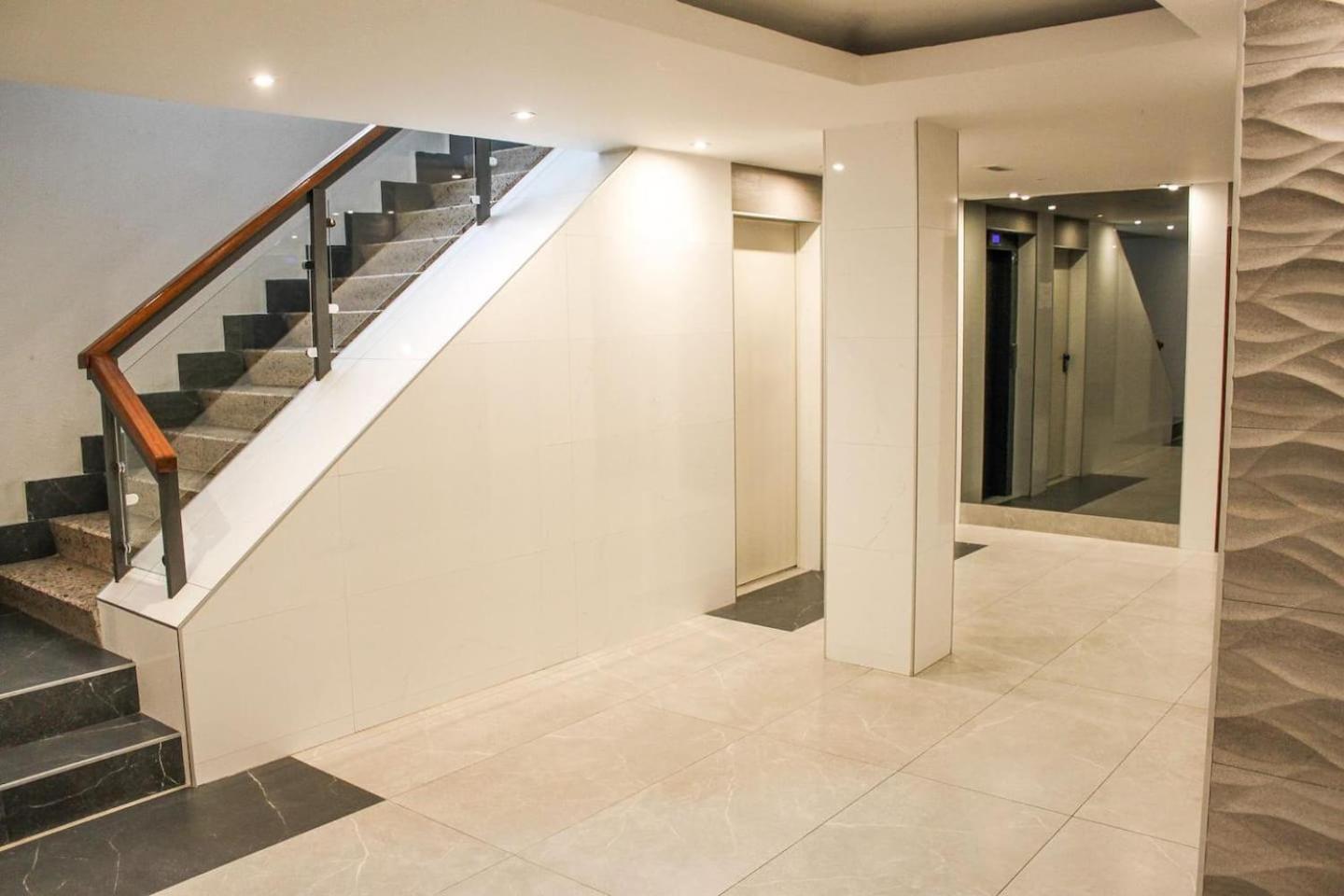 Residencial Leyra, Piso Centrico De 6 Habitaciones, 8 Camas Salamanca Bagian luar foto