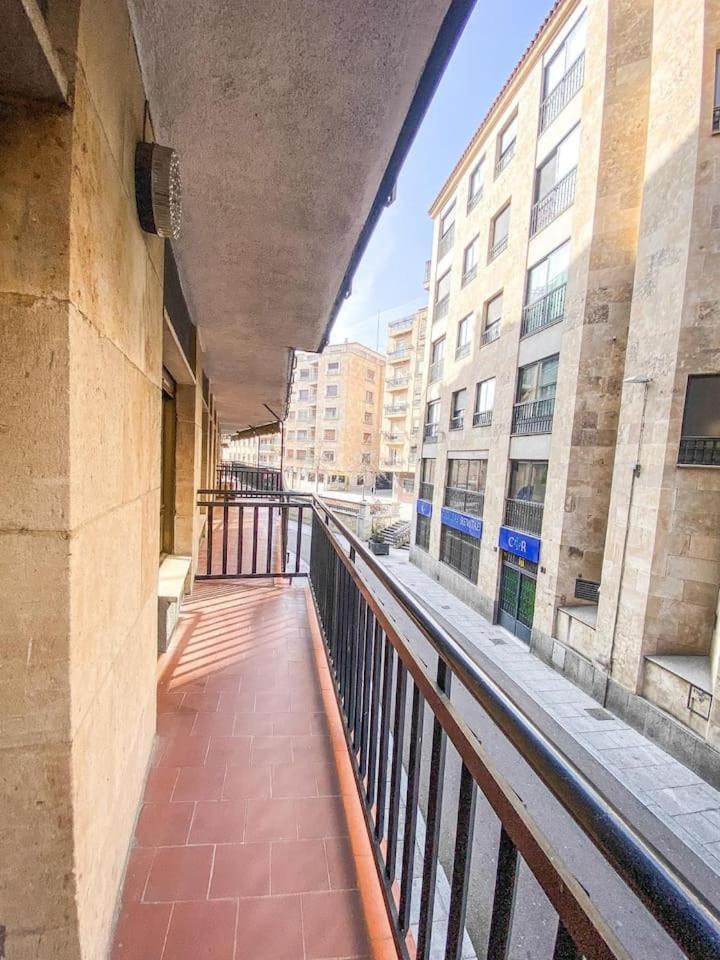 Residencial Leyra, Piso Centrico De 6 Habitaciones, 8 Camas Salamanca Bagian luar foto